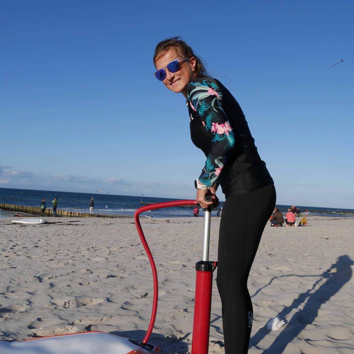 Das Stand up paddle Board&nbsp;aufpumpen